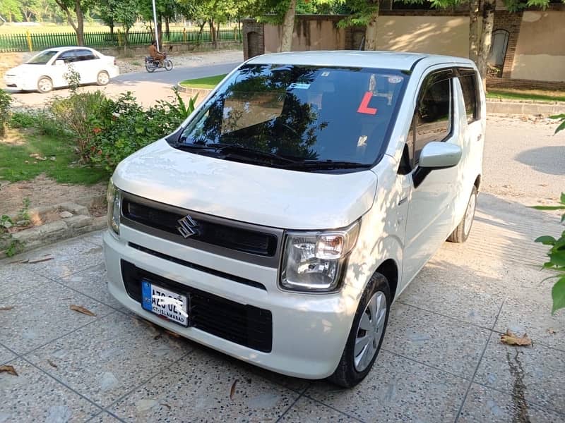 Suzuki Wagon R 2019 1