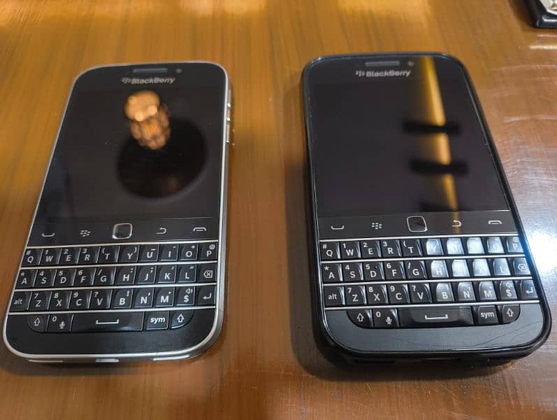 Blackberry Classic Q20 3