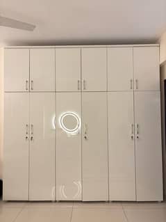 Very large wardrobe 9x9 white super gloss