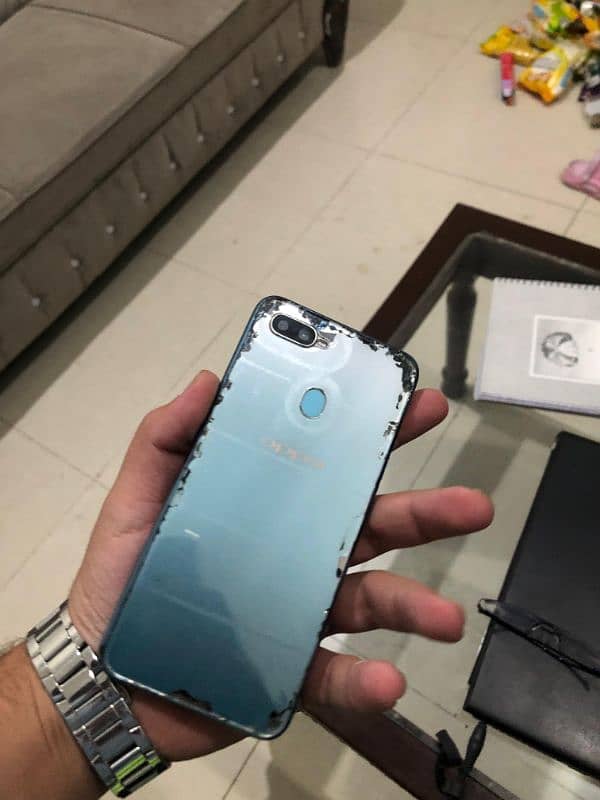 Oppo F9 pro  4 Ram 64gb 1