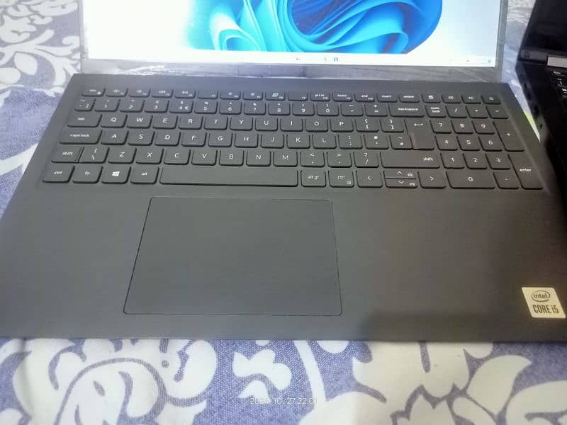 i5 10gen 32Gb 256Gb+1TB 16inch laptop 16Gb Graphics FHD+ Numpad 3