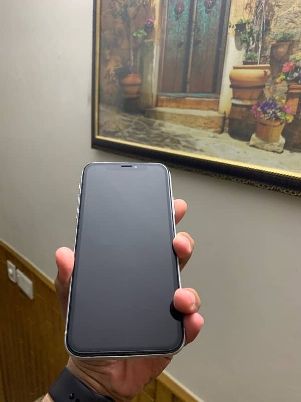 iPhone XR 128GB non pta 6