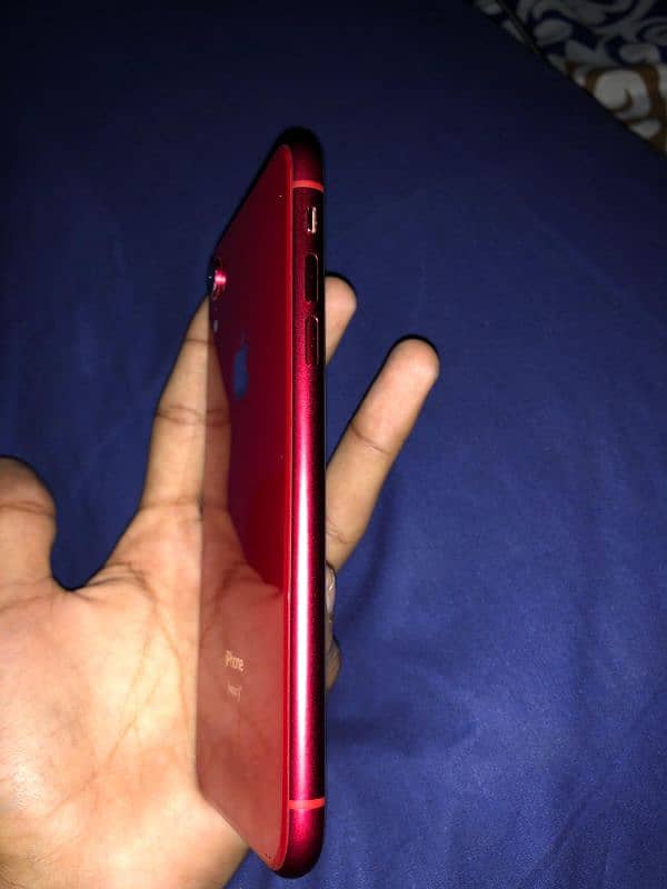 iPhone xr 3