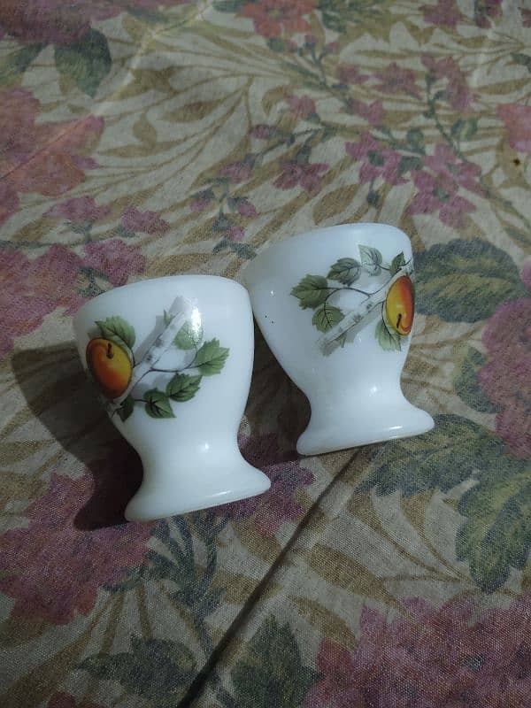 ARCOPAL france egg holders 0