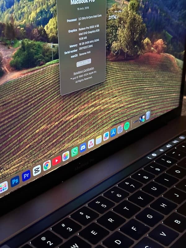 Macbook Pro 2018 15 inch i7 1