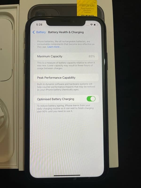 Iphone 11 128GB PTA Approved 6