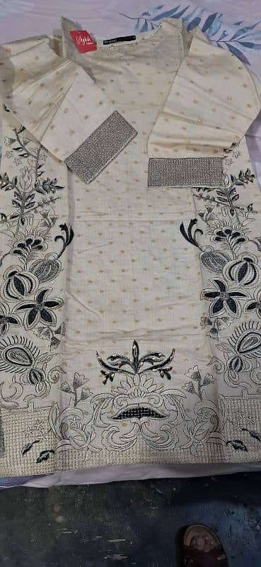 silk embroidred readymade shirt 0