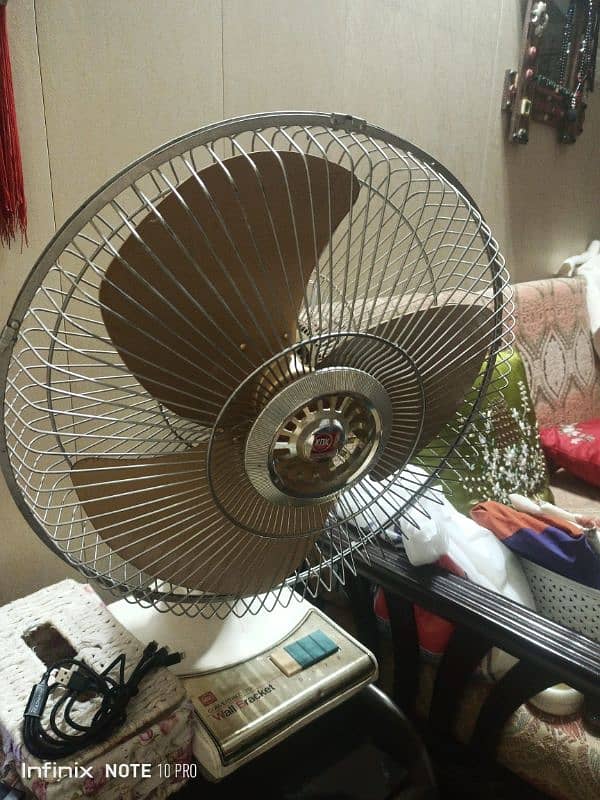 KDK wall bracket & convertible Table Fan made in Japan 3