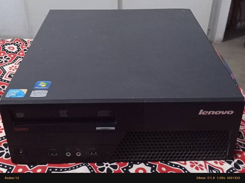 Lenovo desktop computer core2duo 0