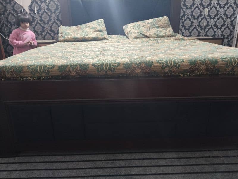 king size bed 2