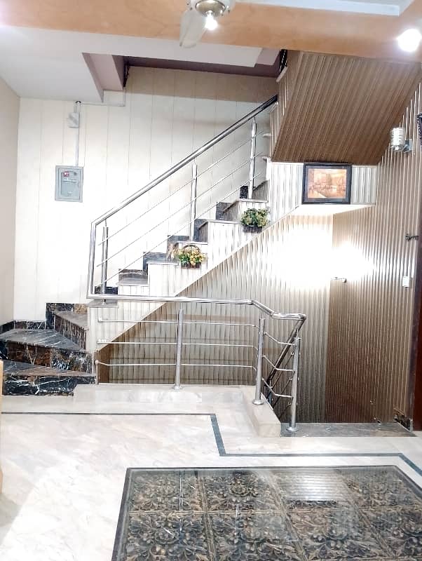 FURNISHED UPPER PORTION FAMILIES FOR RENT IN JOHAR TOWN LAHORE 8