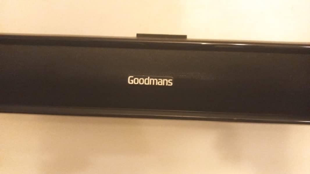 Goodmans Sound bar bluetooth enabled with Aux Inn and aux out output 1