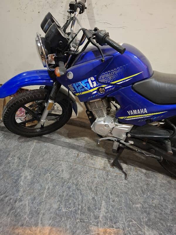 ybr 125G all ok 2021 kay 11 month ki bike hai 0