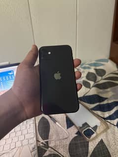 iPhone 11 jv 64 gb 75 battery health