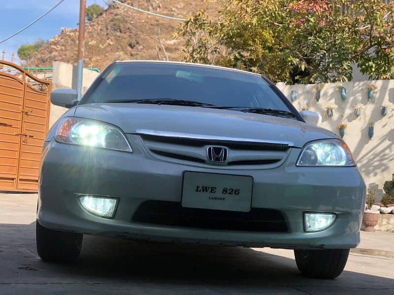 Honda Civic EXi (2006) model 4