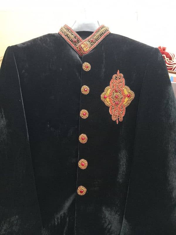 black velvet sherwani 0