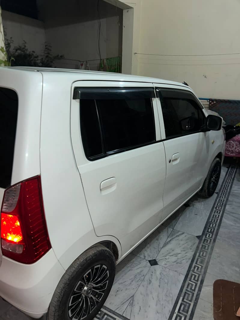 Suzuki Wagon R 2016 VXL 10