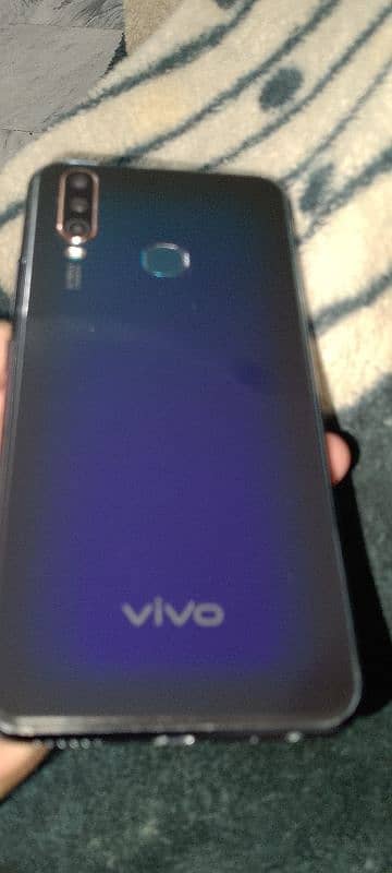 vivo y17 1