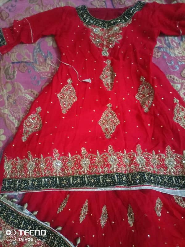 beautiful red lehnga for bridal same like new with box packing 1