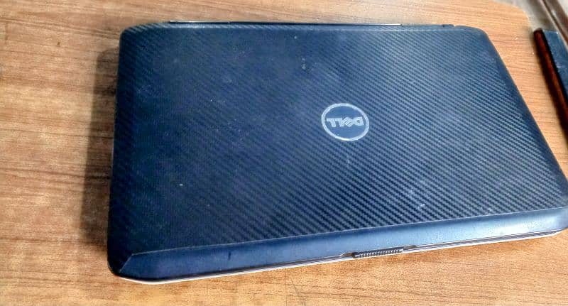 DELL Latitude E5430 0