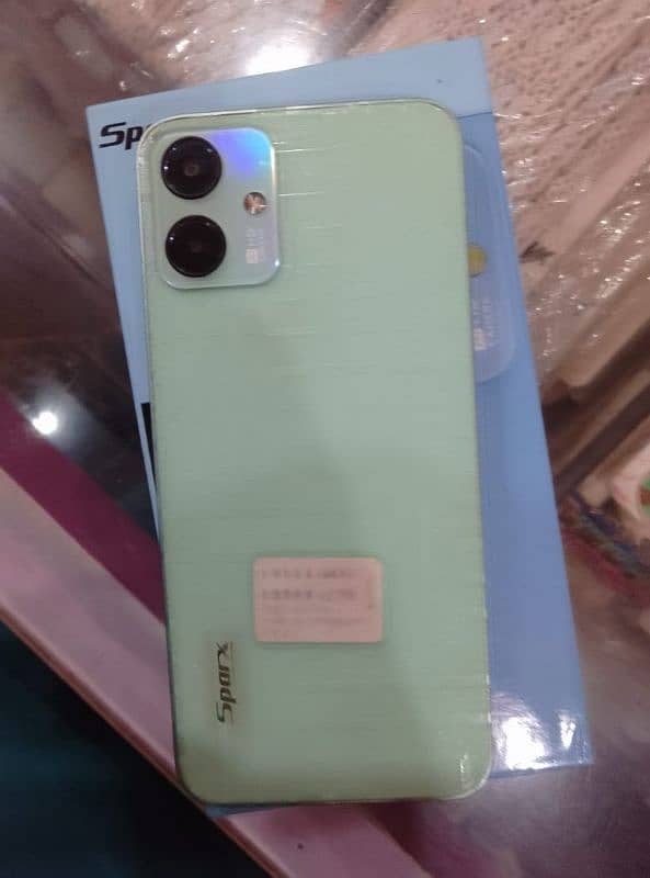 spark new sant plus used mobile 3 month use warranty available come 4