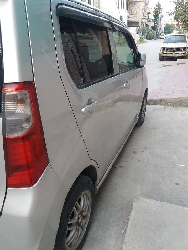 Suzuki Wagon R 2013 1