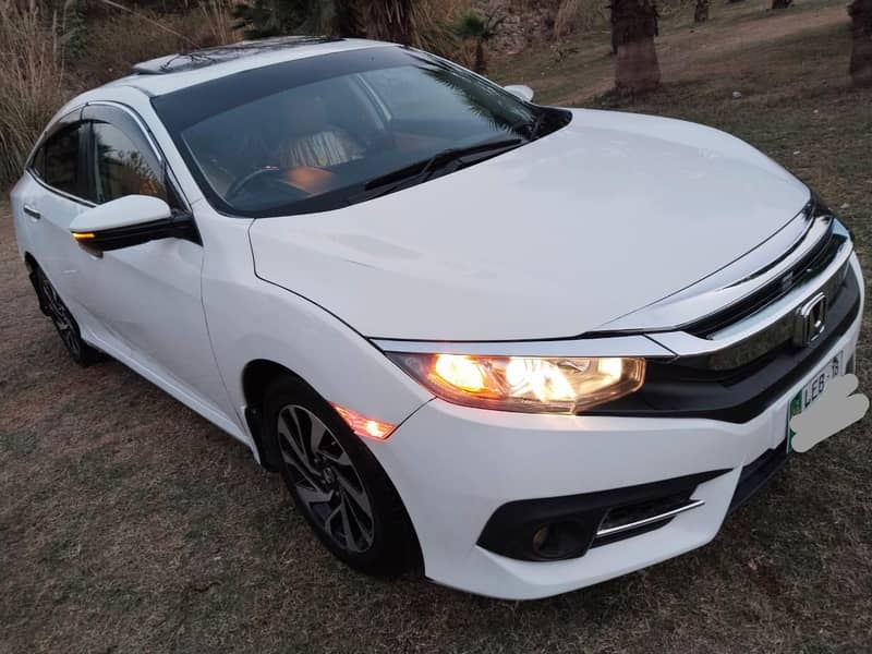 Honda Civic Oriel 1.8 i-VTEC CVT 2018 Genuine ( Low Mileage) 4