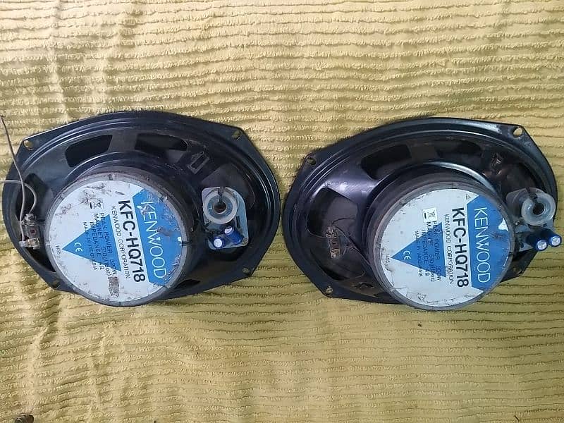 kenwood orignel speakers set 2 woofers contct no 03.13. 02.73. 17.9. 5