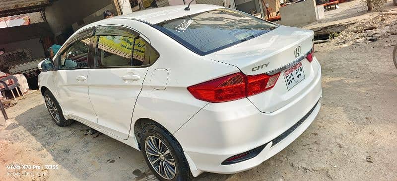 Honda City IDSI 2021 4