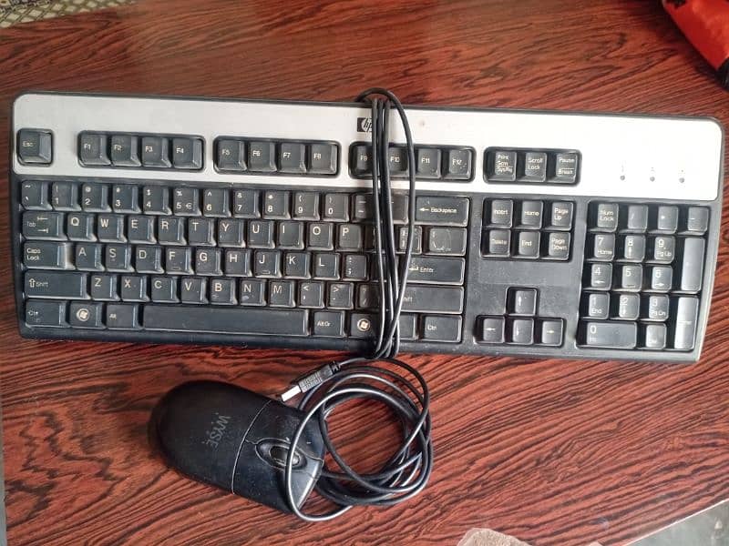 LCD, keyboard, Mouse 2