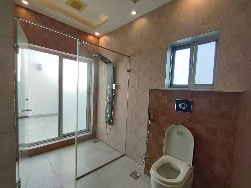 Original Pictures Cheap Price Hot Location Designer House For Sale Next To DHA Phase 4, 5 19