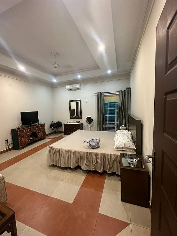 1 Kanal Slightly Used House For Sale Next To DHA Phase 4 & 5 2