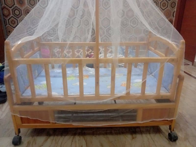 New born baby Cot 4