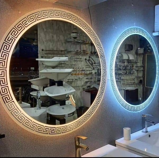 looking mirrors with LED light all size design Custumaiz available 0