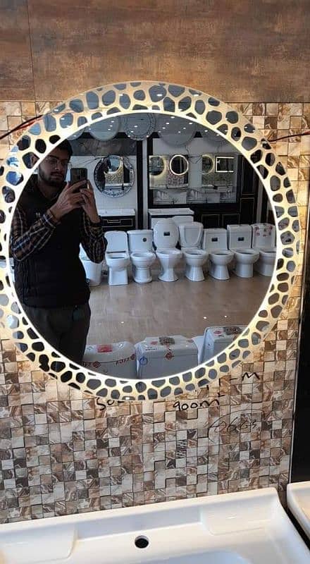 looking mirrors with LED light all size design Custumaiz available 6