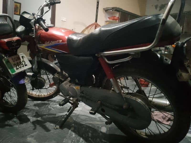 good condition 2011 model 2