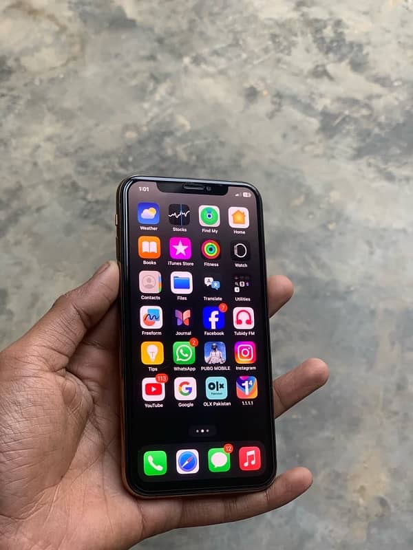 IPhone Xs pta approved 2