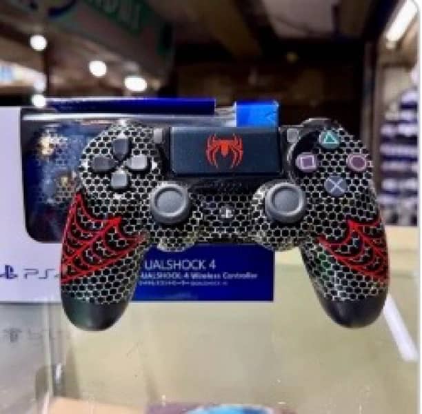 CUSTOM PS4 AND 5 CONTROLLERS 1