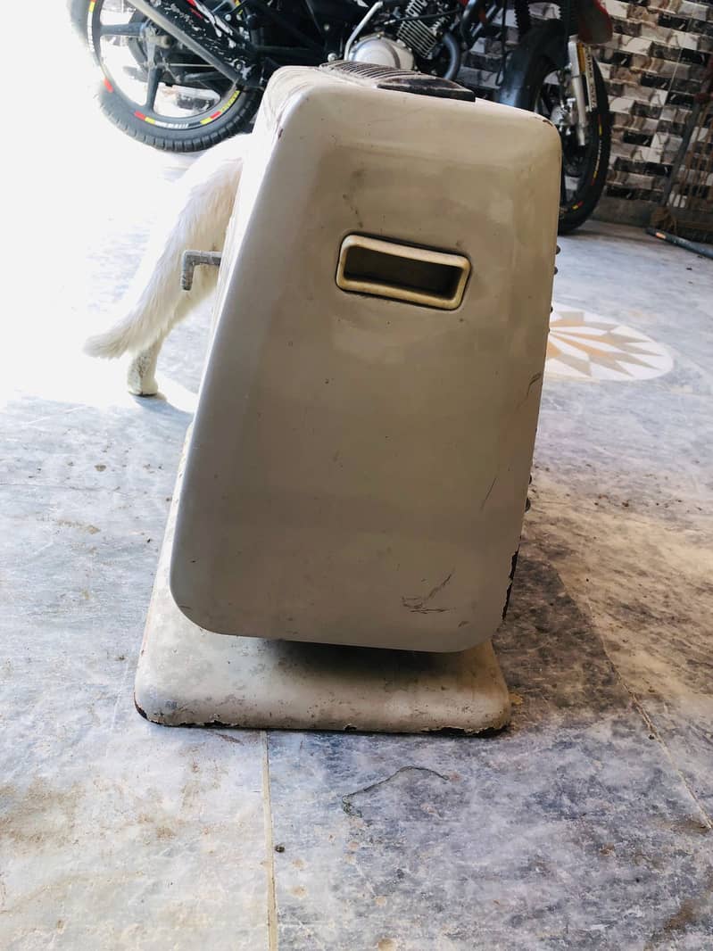 Gas Heater (Paloma) For Sale. 5