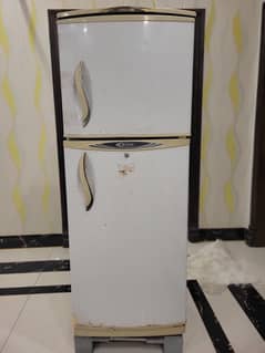 haier frige 5.4 foot good cooling for sale