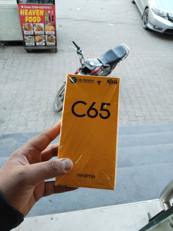 Realme C65 3