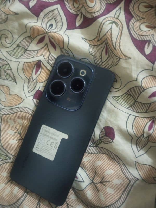 Infinix Hot 40 Pro 0