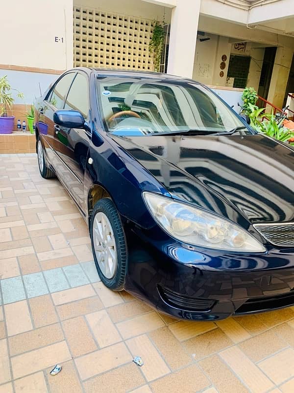 Toyota Camry 2005 2.4  Top of the line variant 3