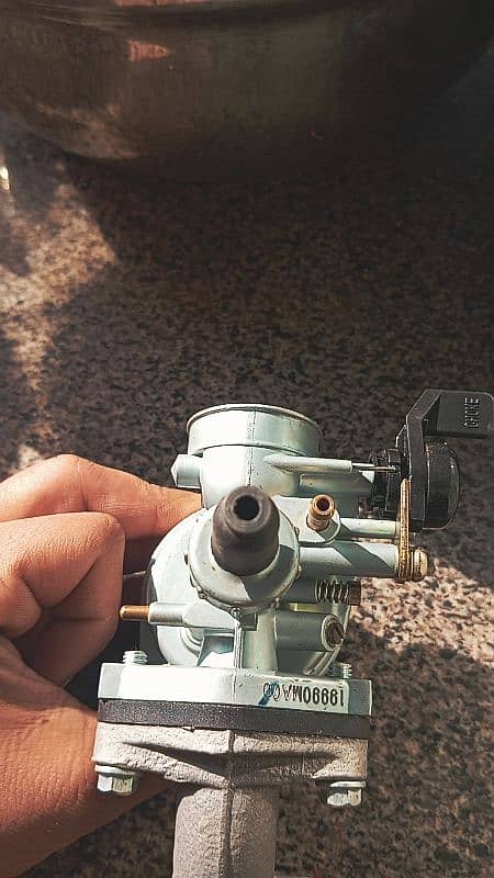 United 70 Pz19 carburettor 2