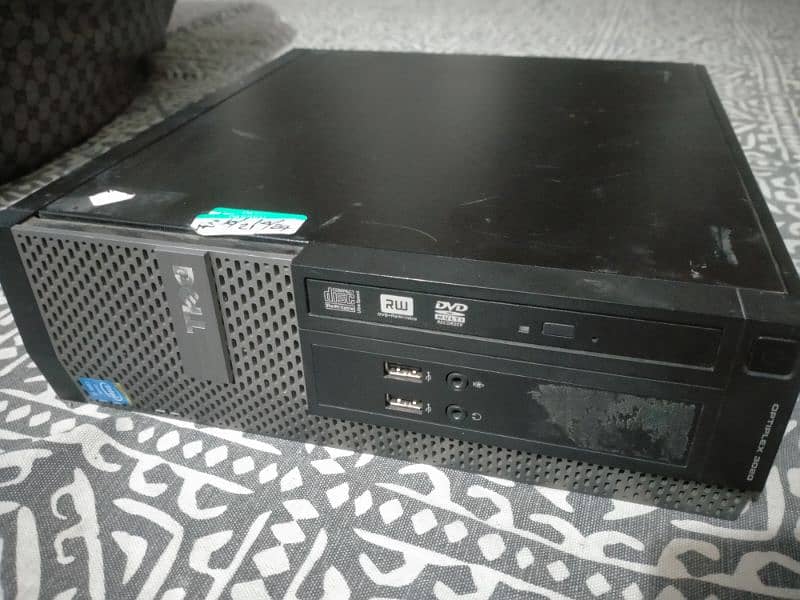 Dell i3 4th generation 0