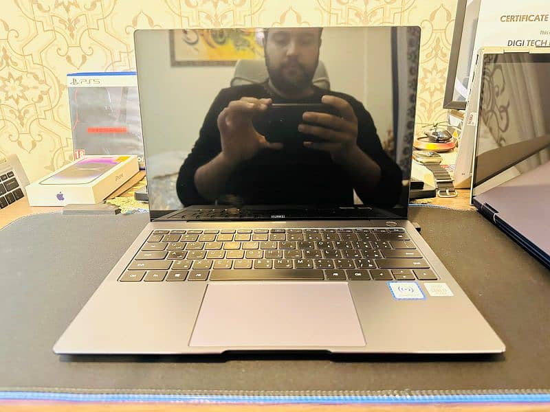 Huawei MateBook X Pro Touch 4K with 2GB Dedicated Graphic Card 3