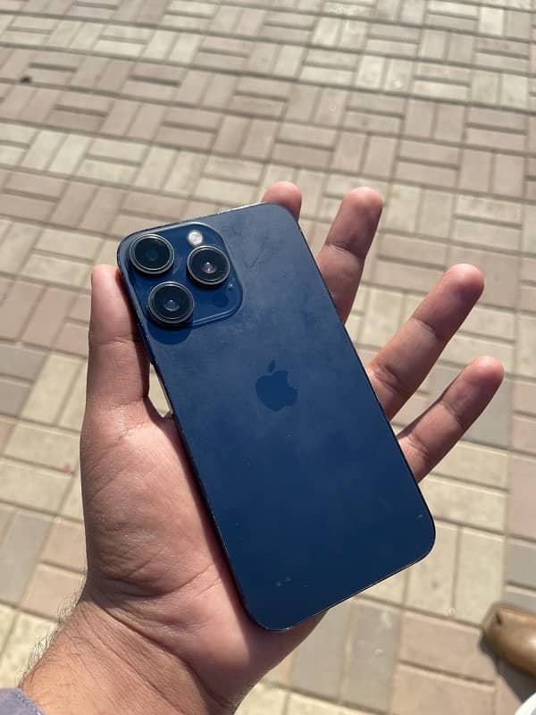 XR converted to 14 pro  64 gb 3