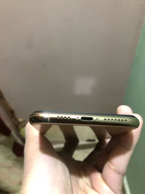 Iphone XS Max 64gb PTA Approved 1