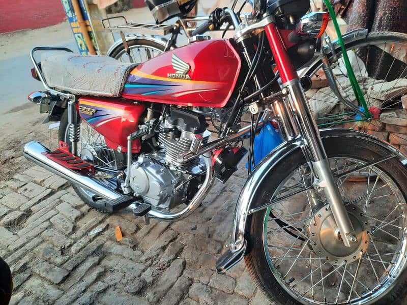 Honda CG 125 2012 Model 0 3 3 2 6 0 8 5 8 3 8 1