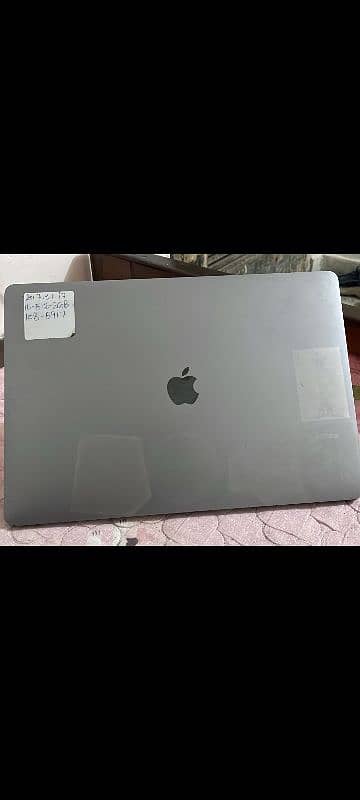 Apple macbook pro 0